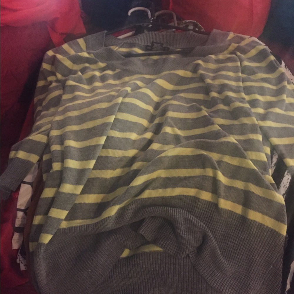 New York & Company sweater